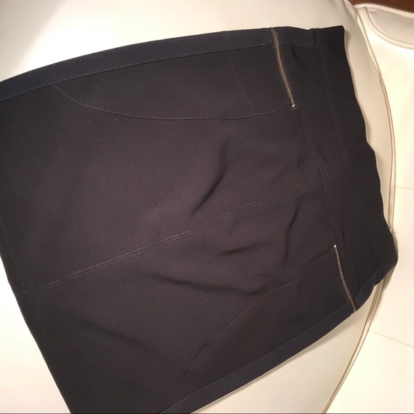 Marc by Marc Jacobs Mini Skirt - Picture 3 of 8